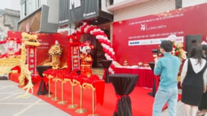 thue ban ghe Cocktail 4